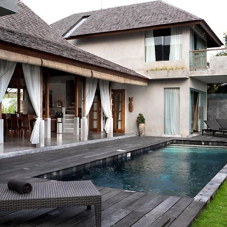 Surflodge Limasan Bali Kerobokan Buitenkant foto