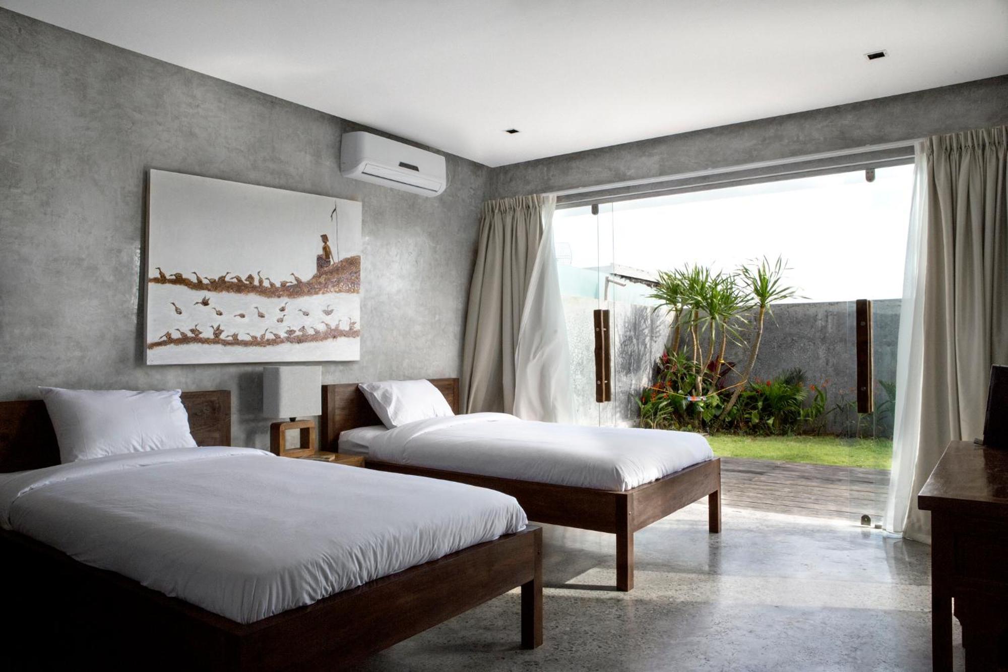 Surflodge Limasan Bali Kerobokan Buitenkant foto