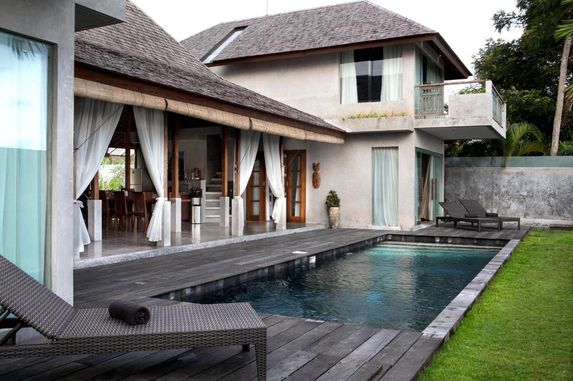 Surflodge Limasan Bali Kerobokan Buitenkant foto